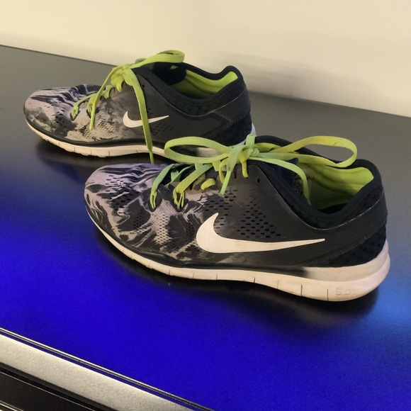Nike Runners - Picture 2 of 2